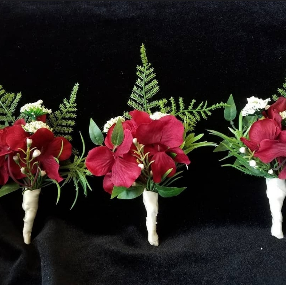 Custom Floral Accessories Mystery Bundle - Picture 4 of 16